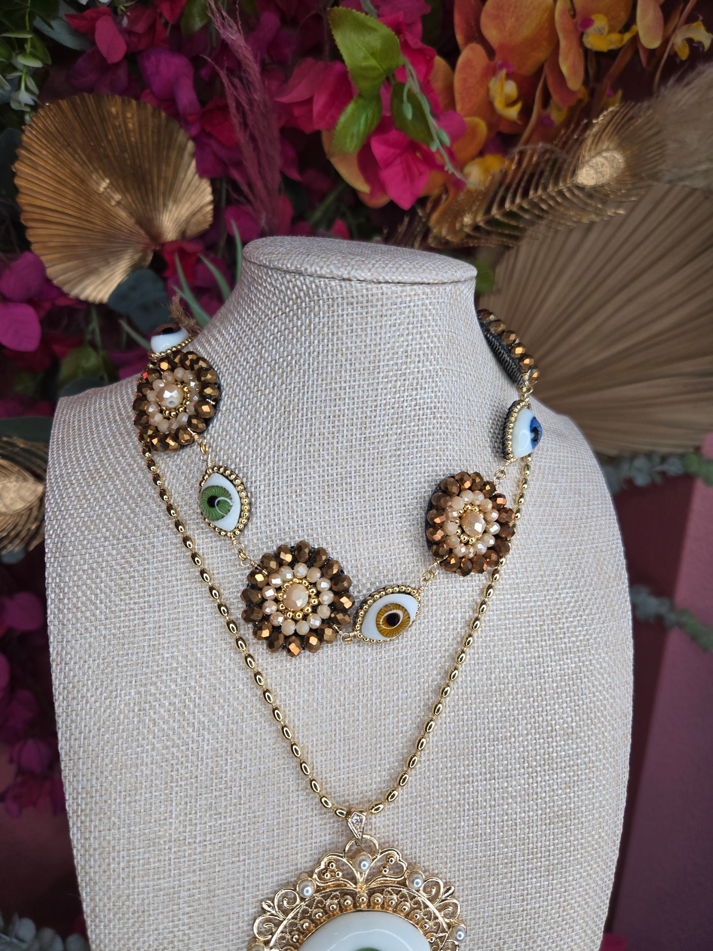 Evil eye chocker