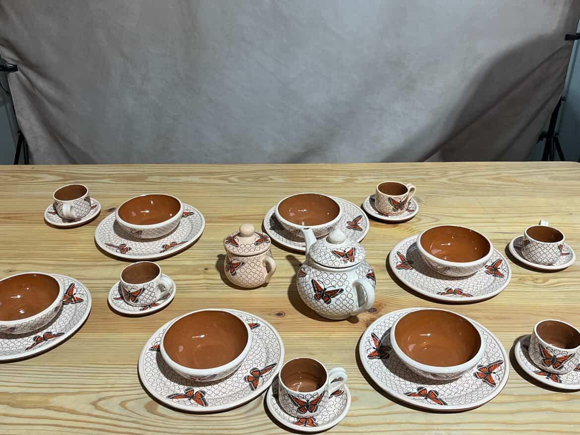 Vajilla monarca capula